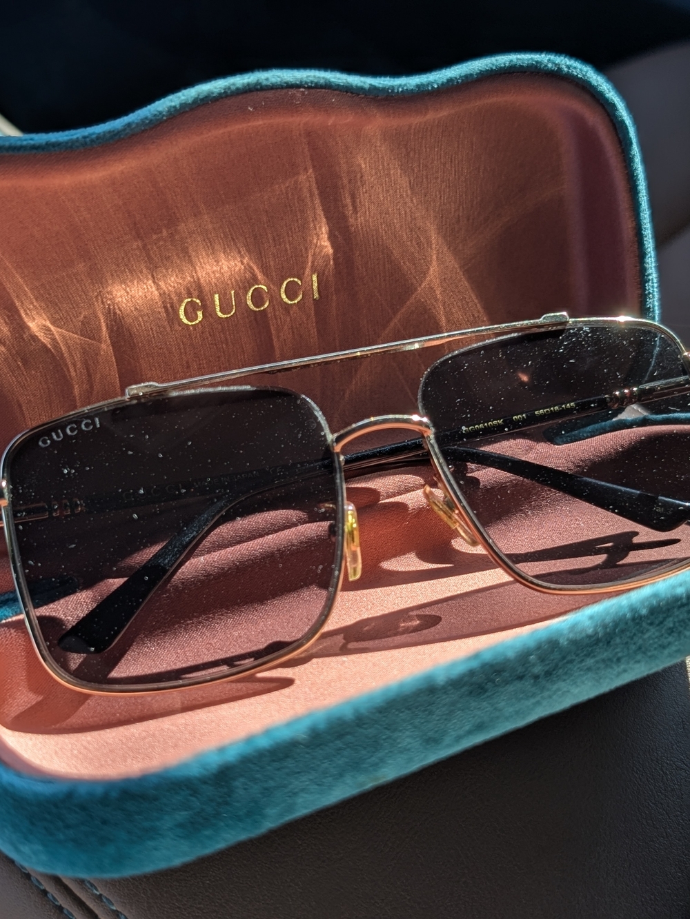 Gucci Gold Metal Frame Sunglasses with Black Gradient Lenses